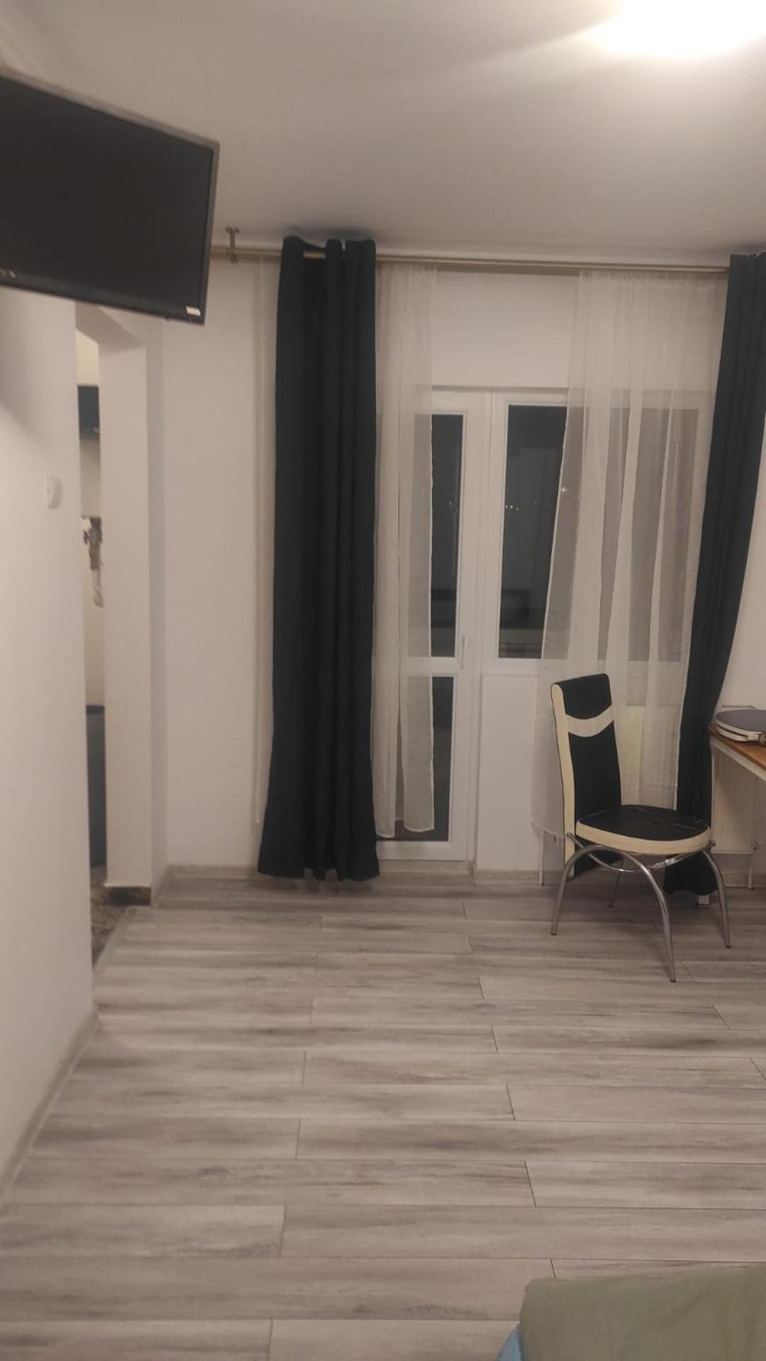 Garsoniera Turda Apartment Exterior foto